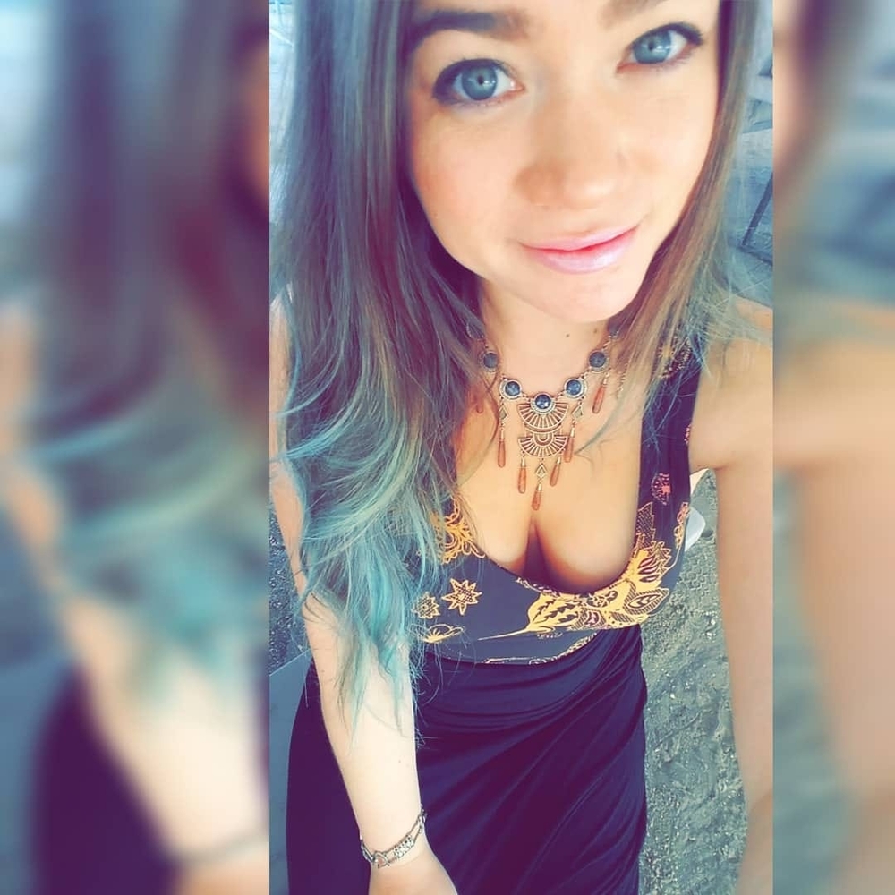 Meet your Posher, Kinney